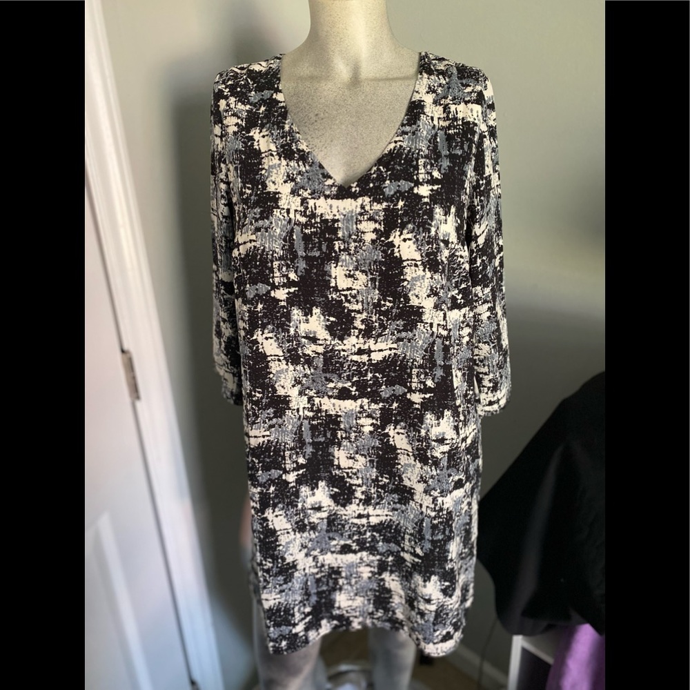 NWOT Gorgeous dress by Sienna Sky sz M.